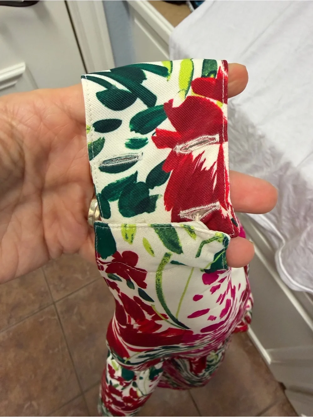 NWT Vineyard Vines Cross Back Floral Dress in Pink, Red & Green